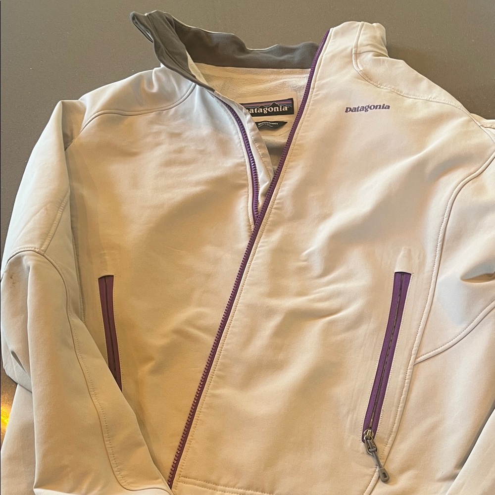 Patagonia White and Purple Ski Jacket
